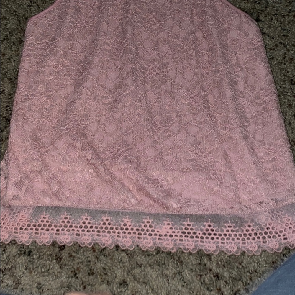 Lace Tanktop - Picture 2 of 2